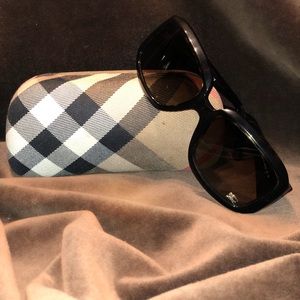 Burberry sunglasses